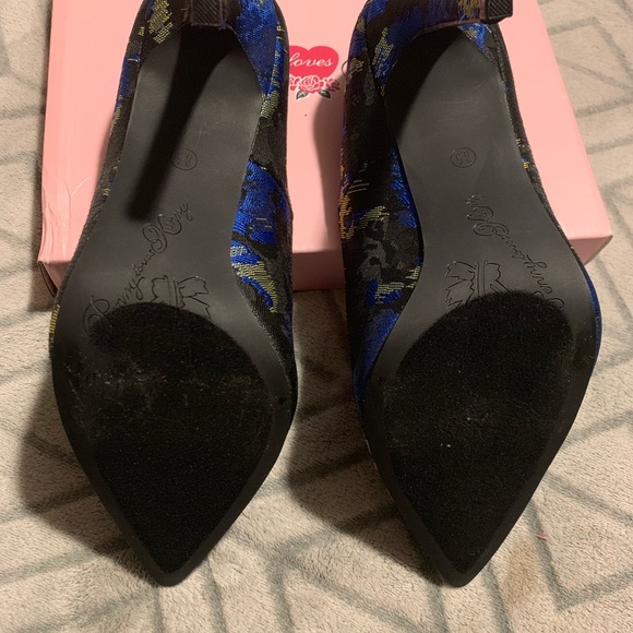 Penny Loves blue pumps - Picture 3 of 4